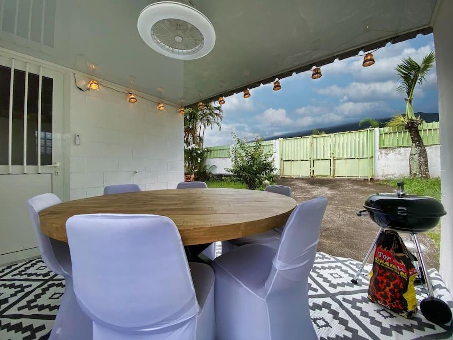 La Tit'Kaz Begonia Villa Saint-Philippe Exterior photo